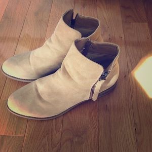 Tan Women’s Booties